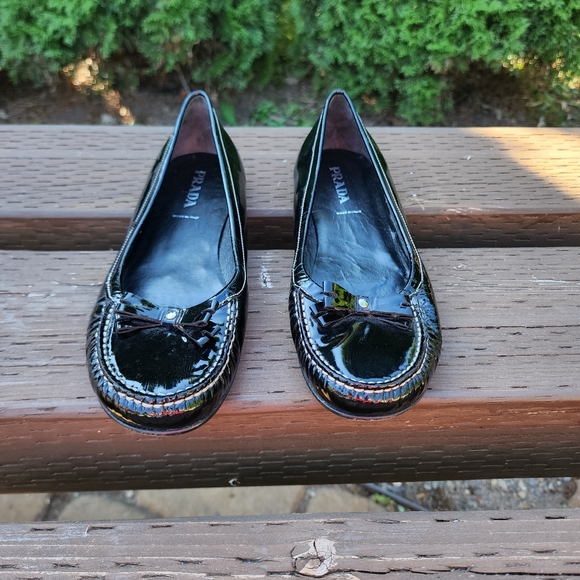 PRADA Black Patent Leather Flats, Size 38.5 / 8.5 US Made in Italy  🇮🇹 - Picture 5 of 9